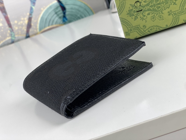 グッチ財布コピー内部構造